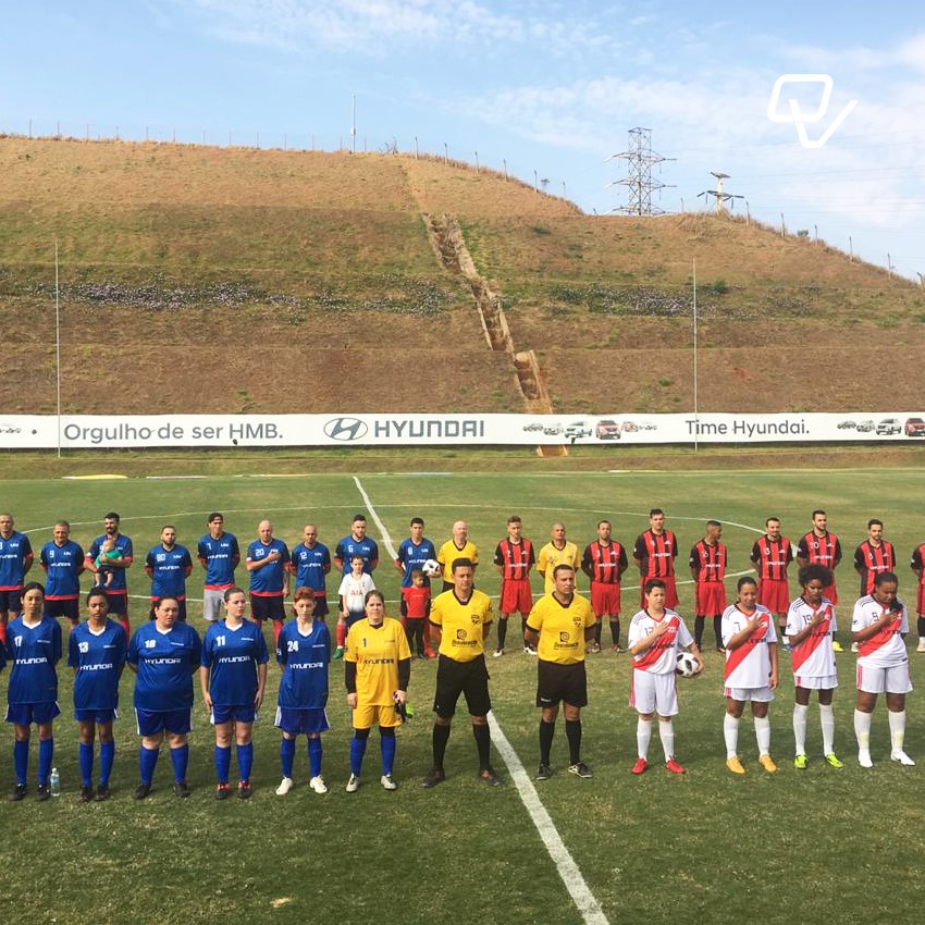 Futebol feminino hyundai